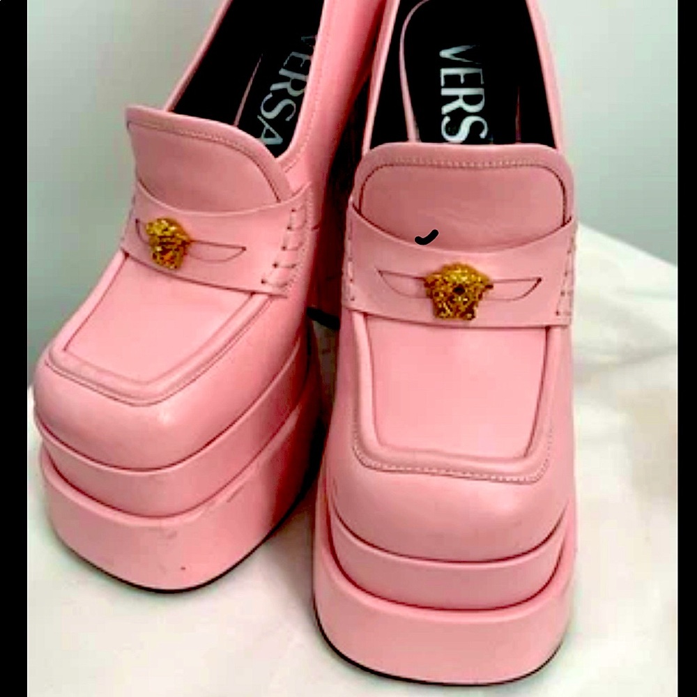 Versace Women's Powder Pink Intrico Platform Loafers EUR Size 36 US Size 6